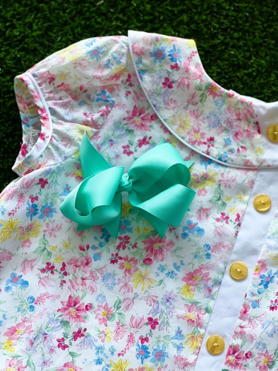 Little Girls Dainty Hair Bow